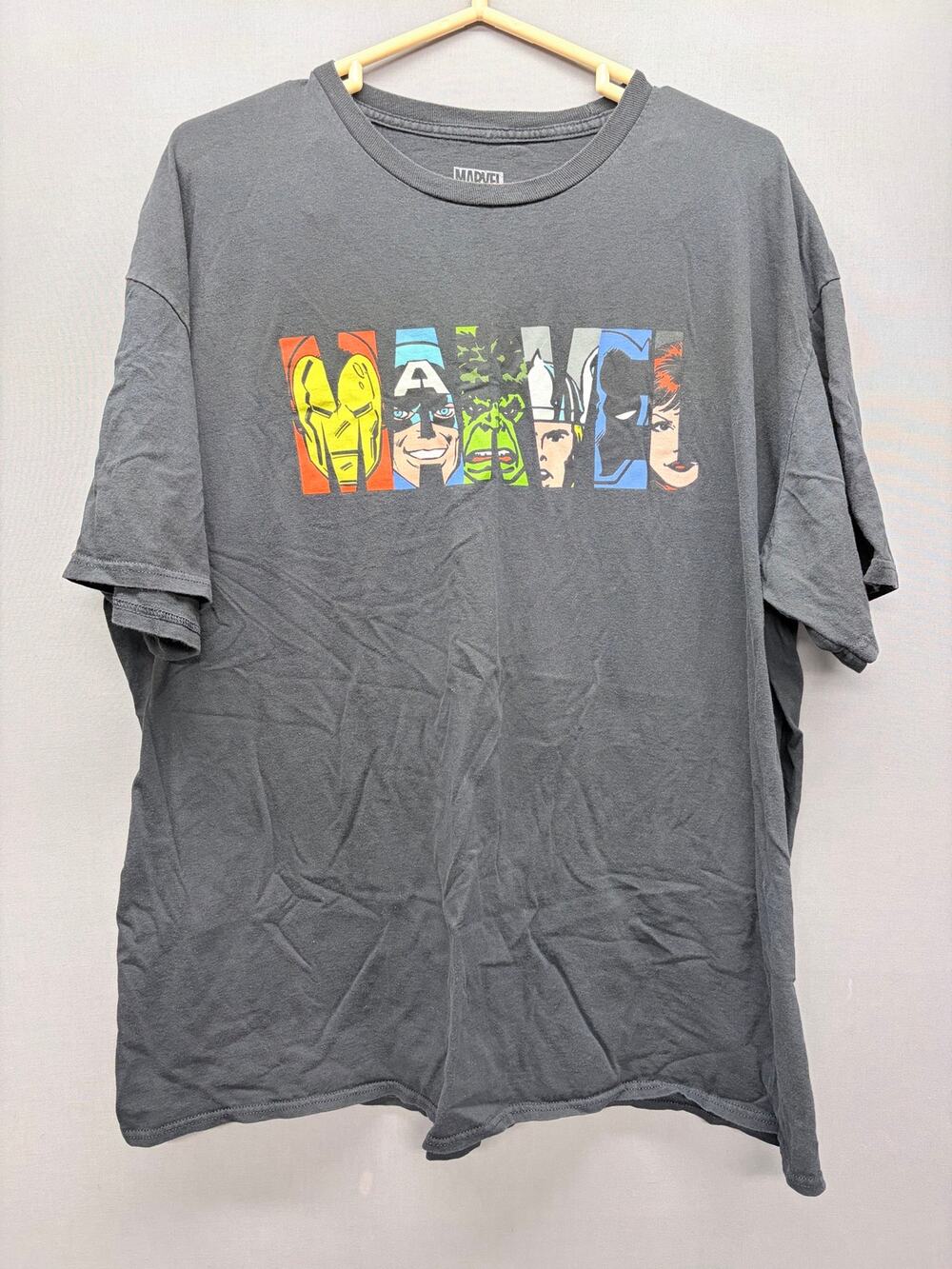 Marvel Comics Avengers Block Graphic Character Black T-Shirt Men's 2XL